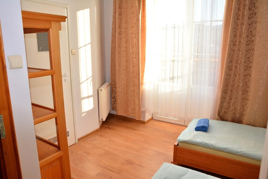 Rezydencja Zamek Krynica Zdroj Buitenkant foto