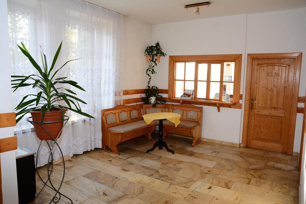 Rezydencja Zamek Krynica Zdroj Buitenkant foto